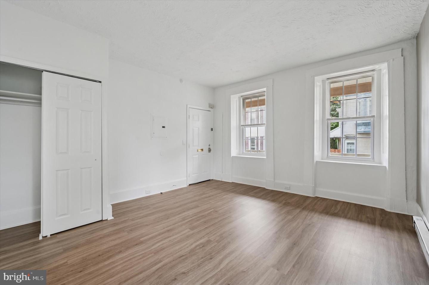 4381-83 Pechin St Property Photo 9