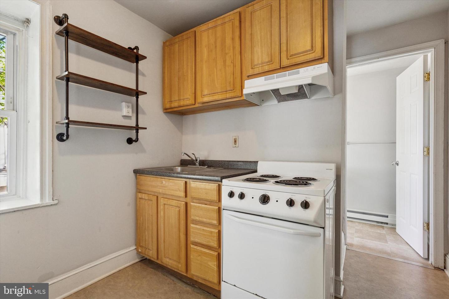 4381-83 Pechin St Property Photo 12