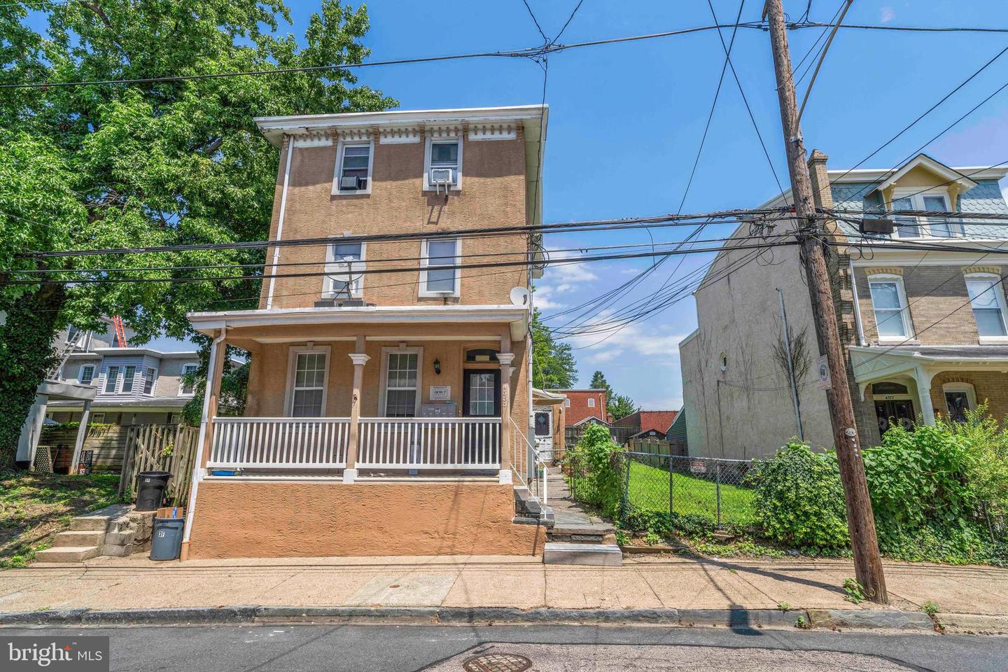 4381-83 Pechin St Property Photo 46