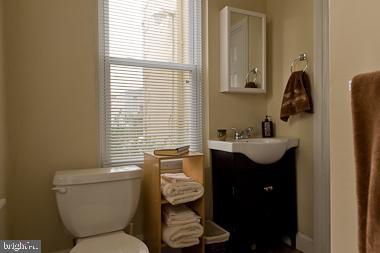 359 Lyceum Ave Property Photo 19