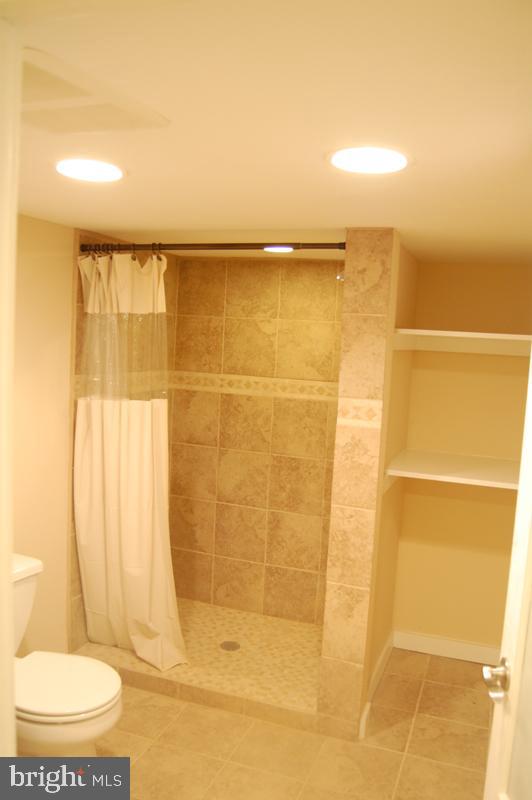 359 Lyceum Ave Property Photo 21