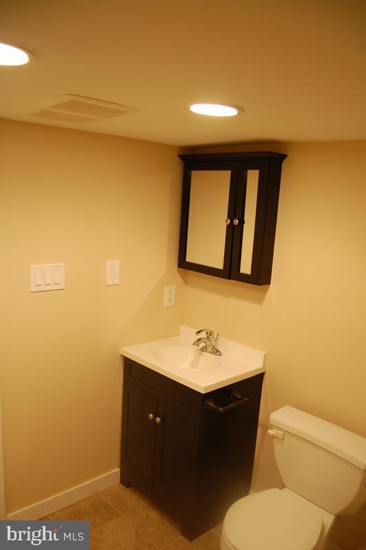 359 Lyceum Ave Property Photo 22
