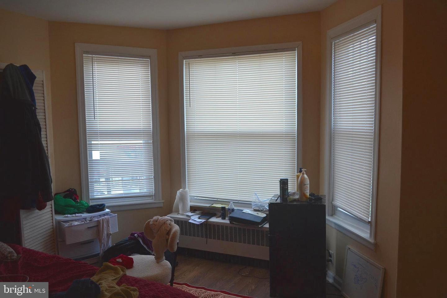 5245 N 5th St Property Photo 16