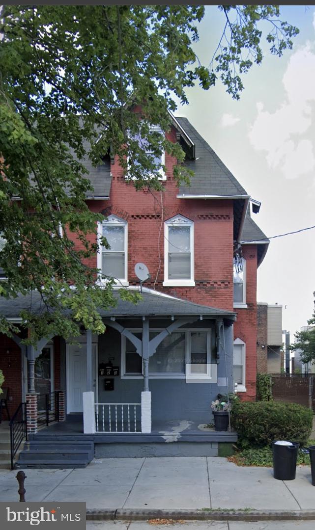811 N Preston St Property Photo 1