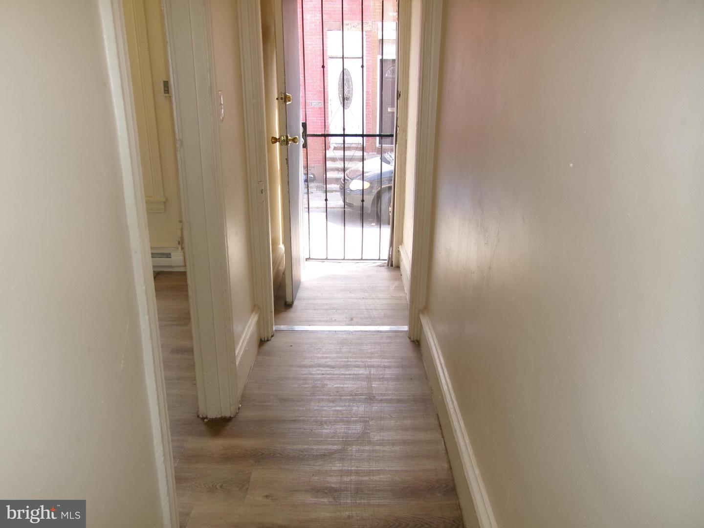 1305 W Rush St Property Photo 3