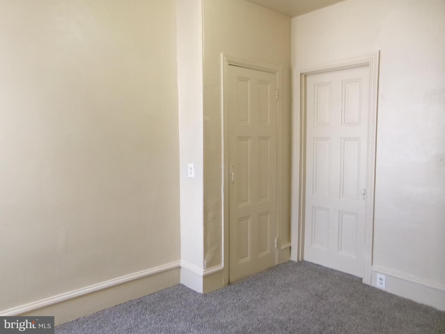 1305 W Rush St Property Photo 18