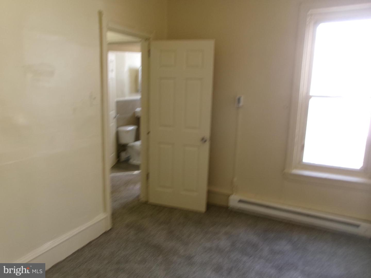 1305 W Rush St Property Photo 19