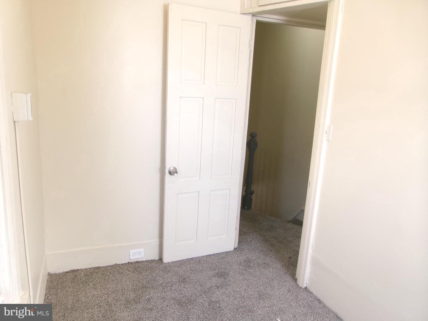 1305 W Rush St Property Photo 22