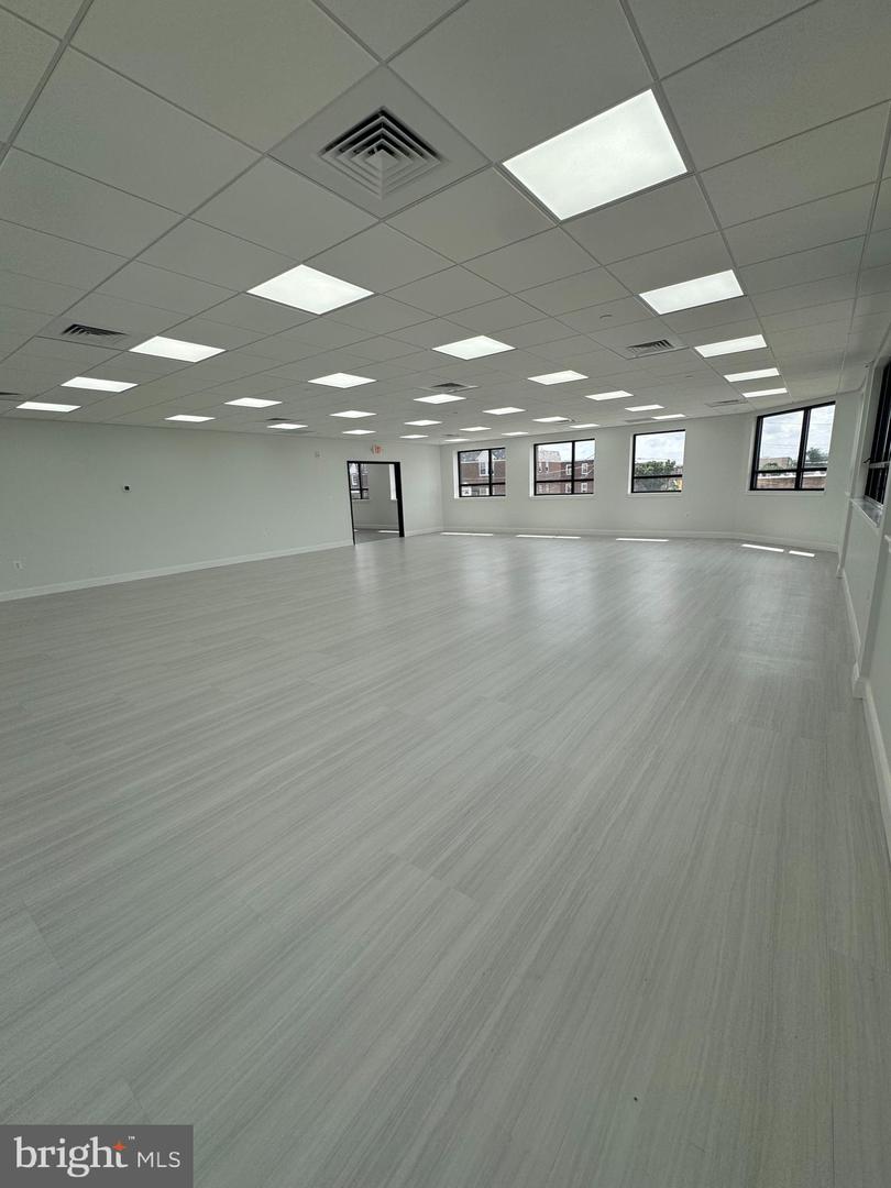 1729 Cottman Ave #201 Property Photo 13