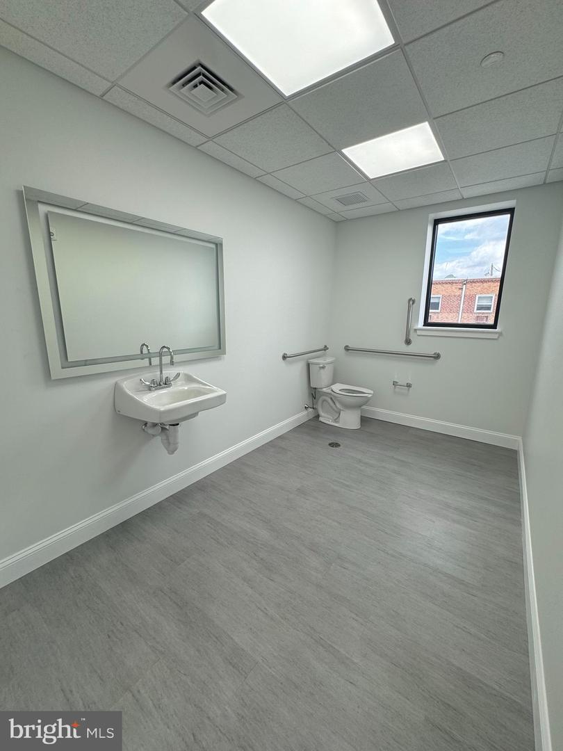 1729 Cottman Ave #201 Property Photo 16
