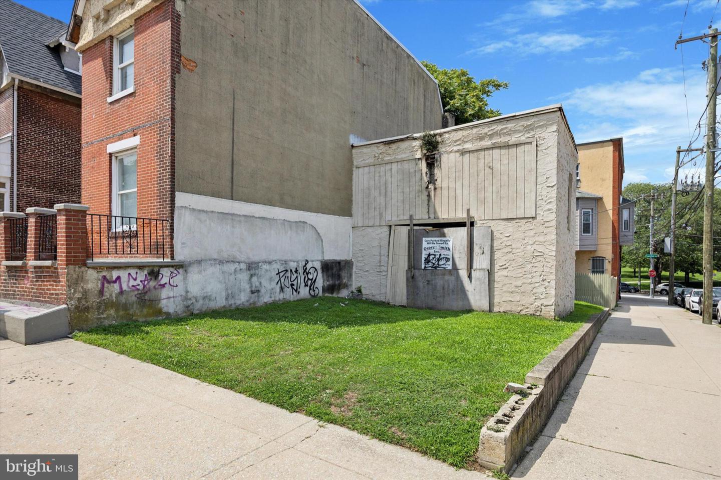 3201 WINTER ST Property Photo 1