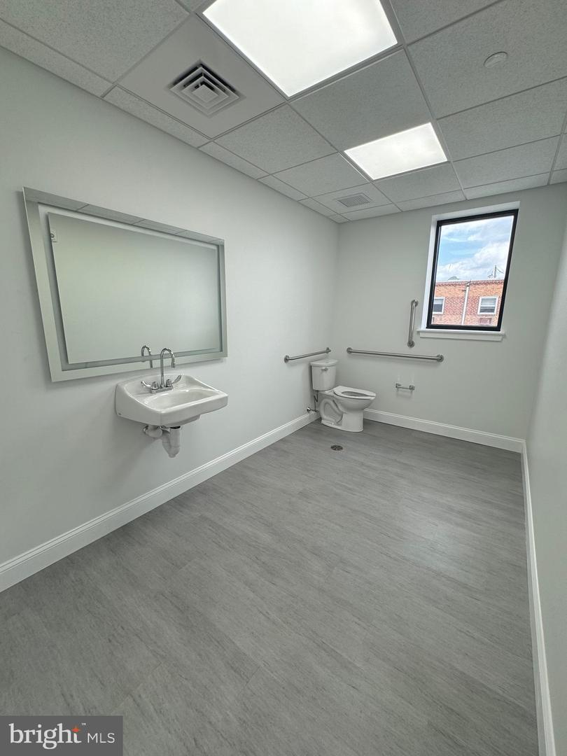 1729 Cottman Ave #202 Property Photo 14