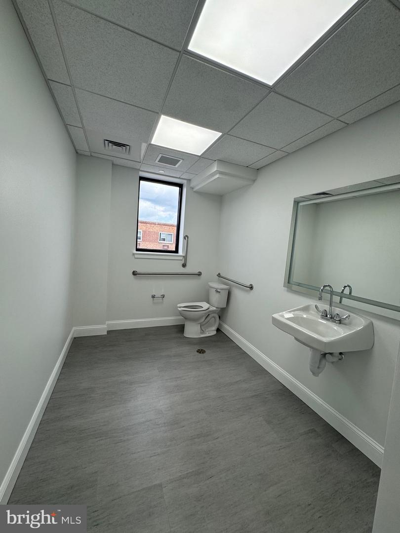 1729 Cottman Ave #202 Property Photo 16