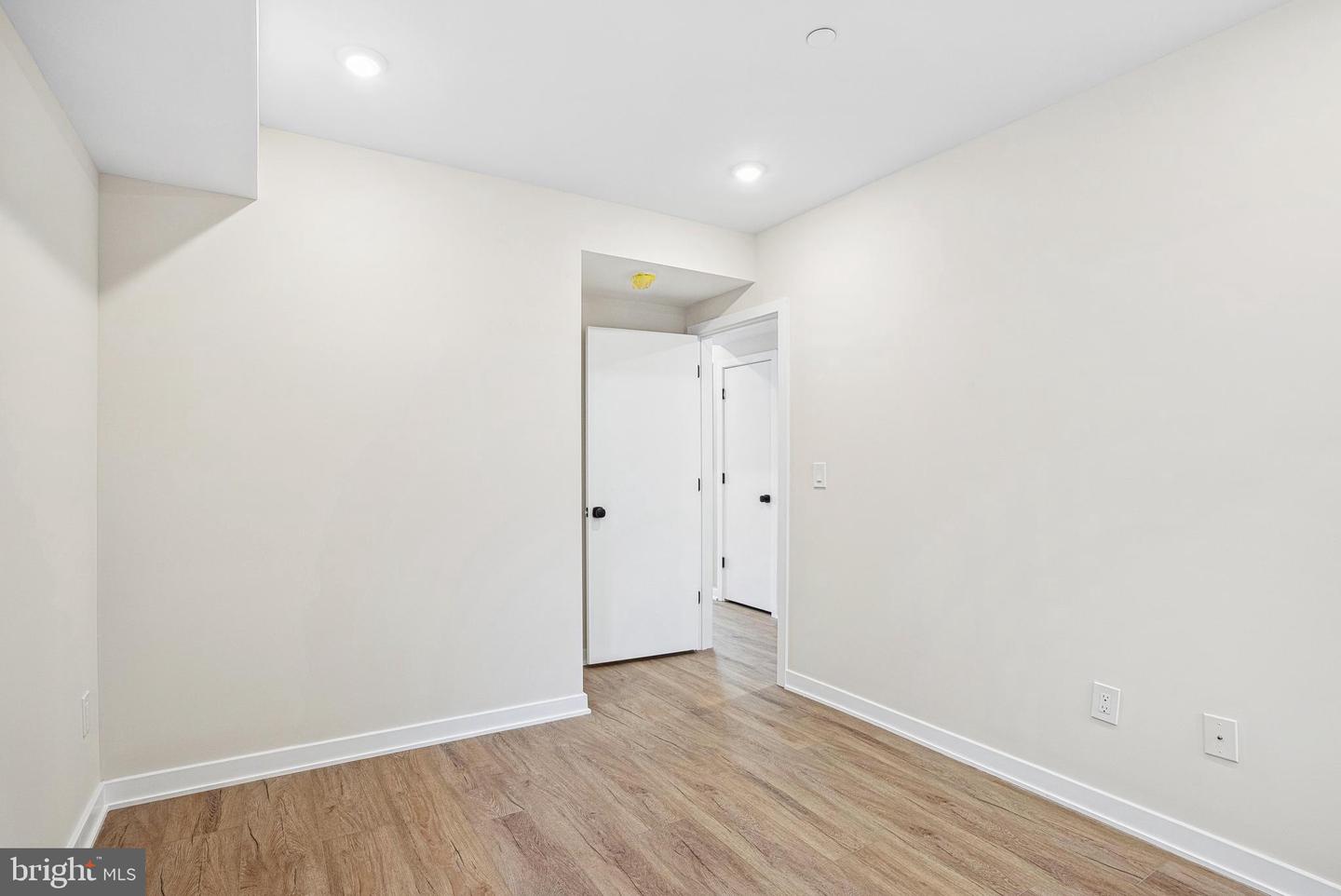 138-40 Tasker St Property Photo 22