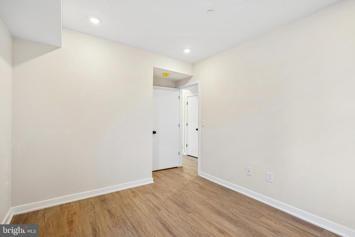 138-40 Tasker St Property Photo 48