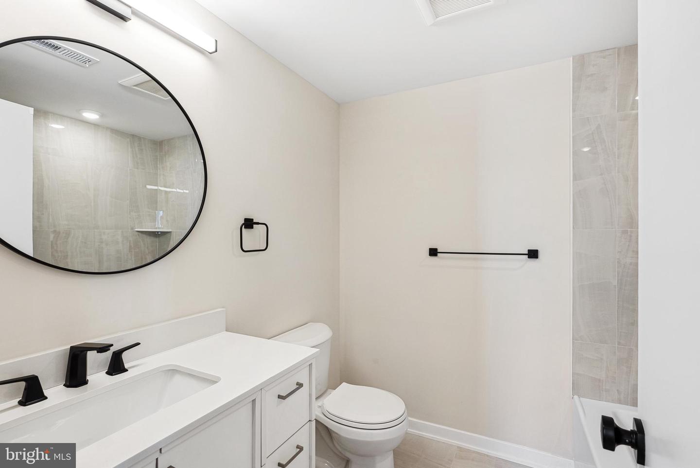 138-40 Tasker St Property Photo 57
