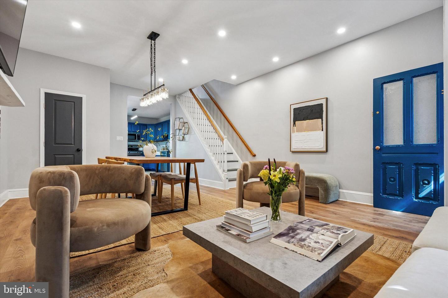 846 N RINGGOLD ST Property Photo 1