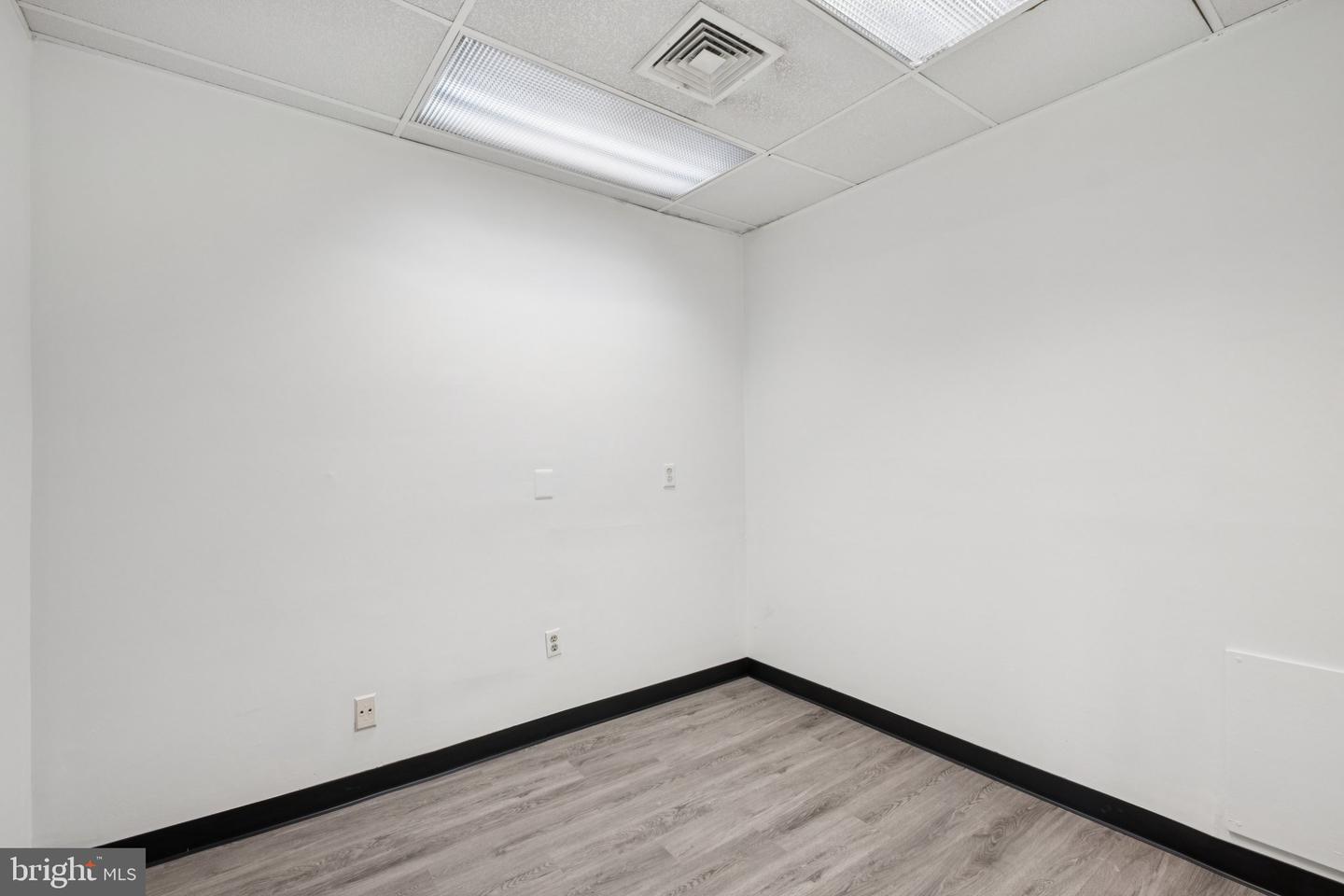 2401 Pennsylvania Ave #1a10 Property Photo 11