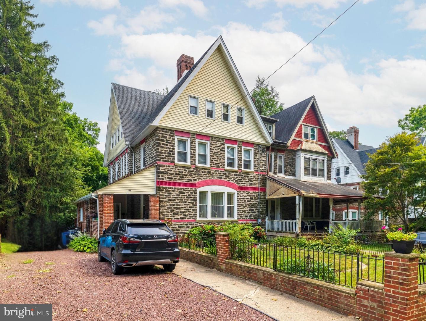 64 E Johnson St Property Photo 1