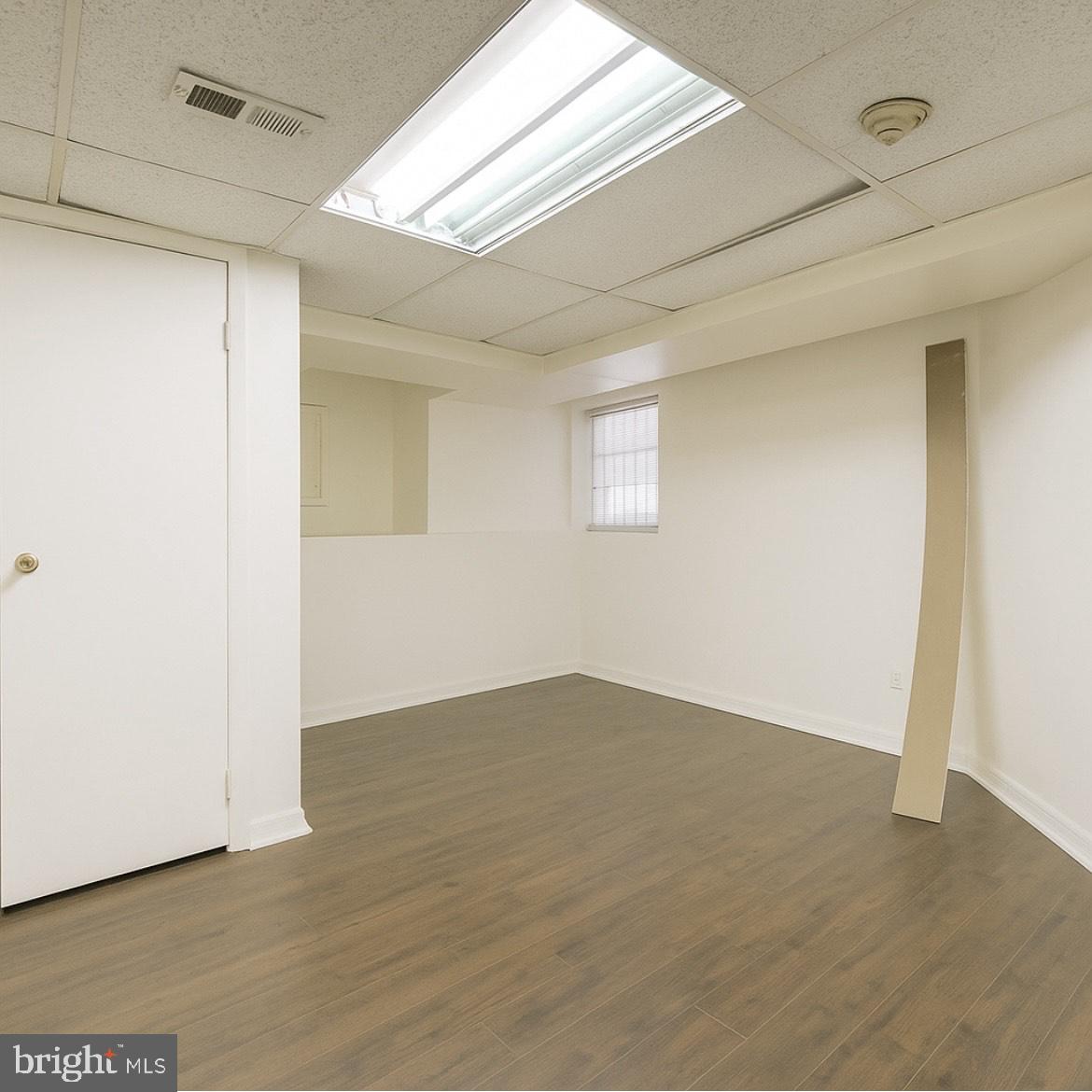 721 Sansom St #2a Property Photo 3