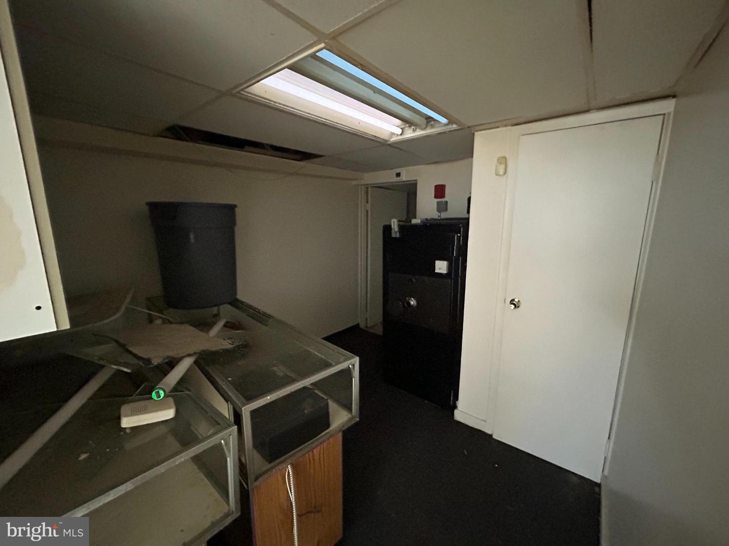 721 Sansom St #2a Property Photo 10