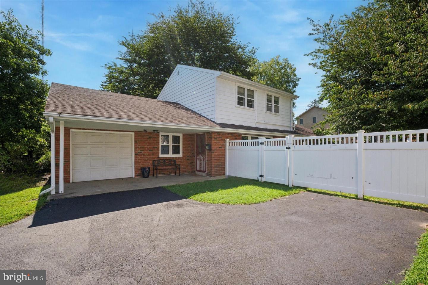 463 Domino Ln Property Photo 1