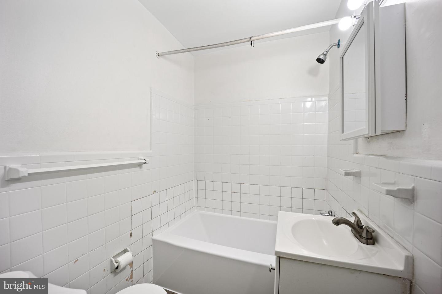 5324 N Marvine St Property Photo 11