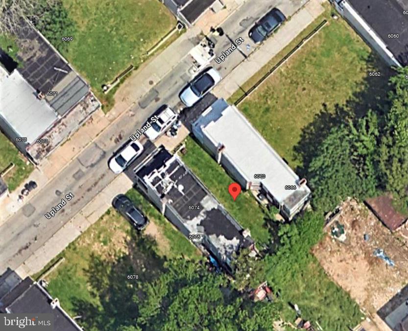 6072 Upland St Property Photo 2