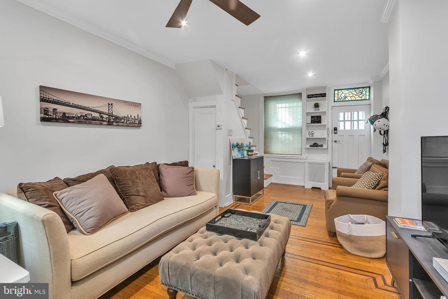 1830-R MANNING ST #2 Property Photo 1