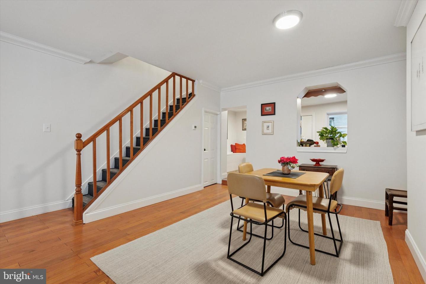 1635 Catharine St Property Photo 3
