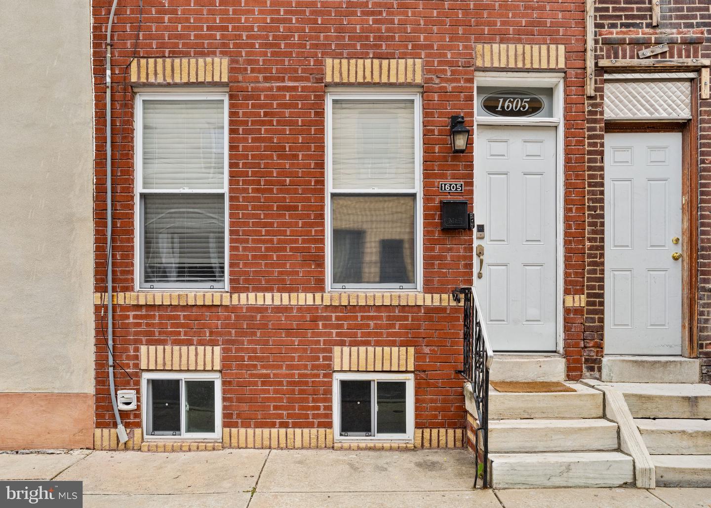 1605 S BANCROFT ST Property Photo 1