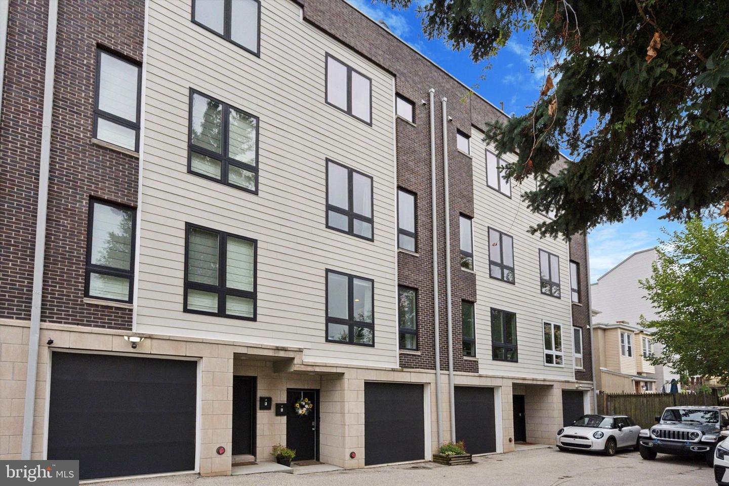 3831 Terrace St #unit G Property Photo 1
