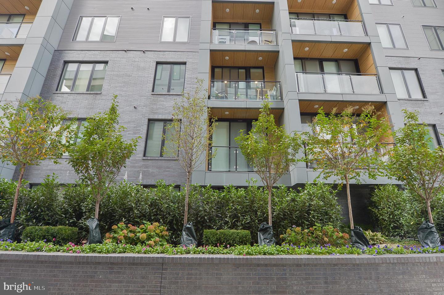 236 Thompson St #b506 Property Photo 2