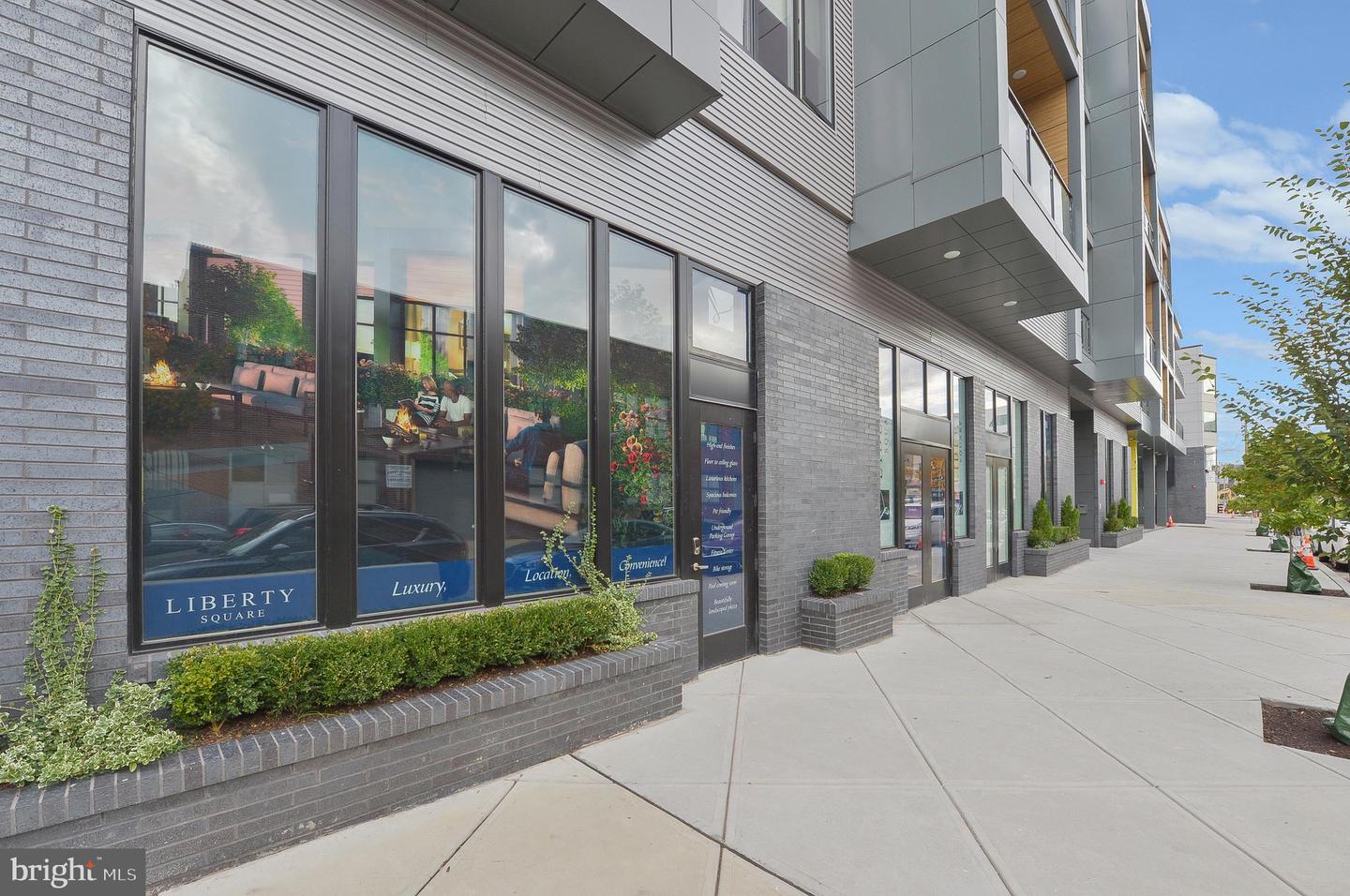 236 Thompson St #b506 Property Photo 5