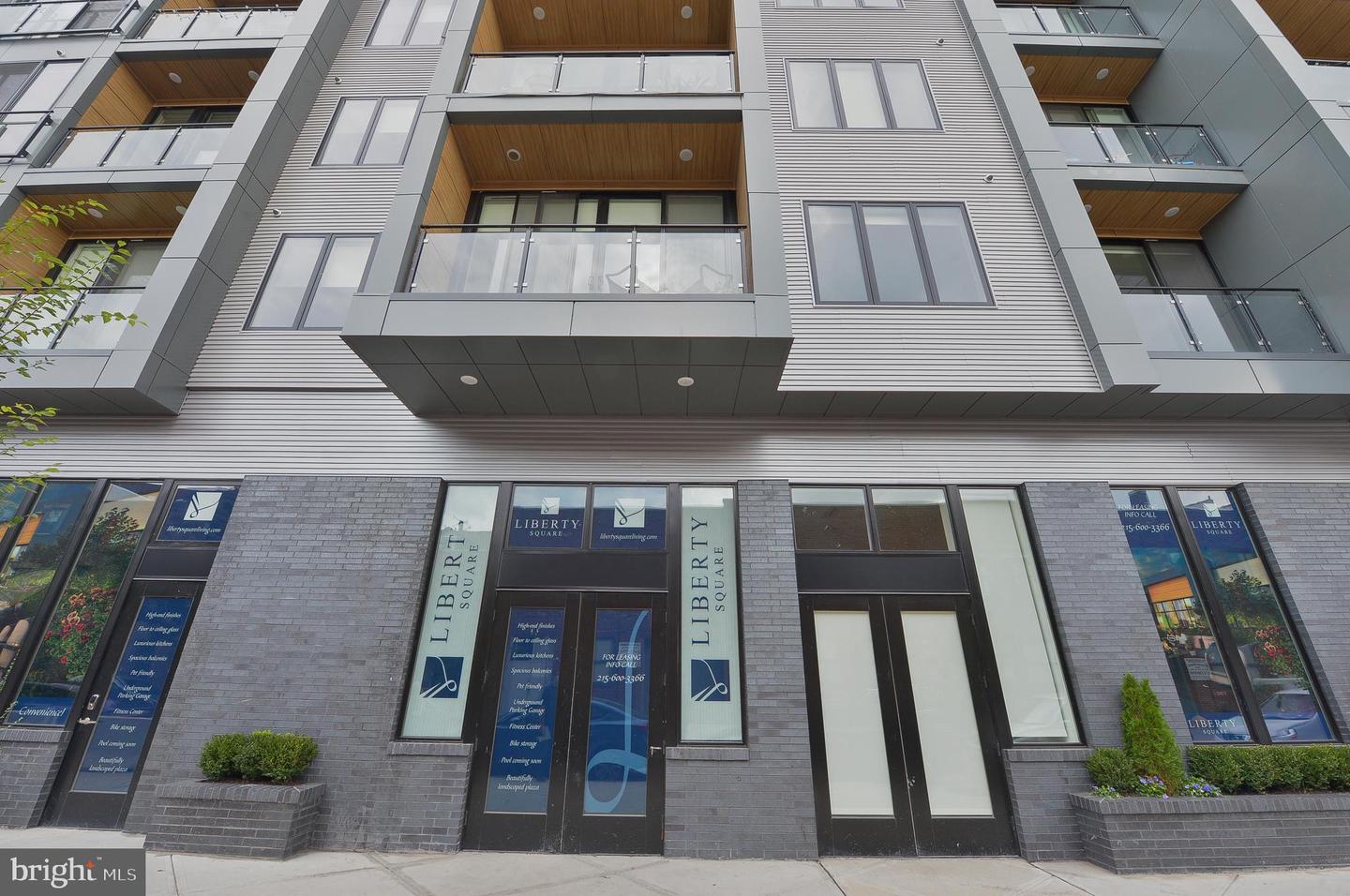 236 Thompson St #b506 Property Photo 6