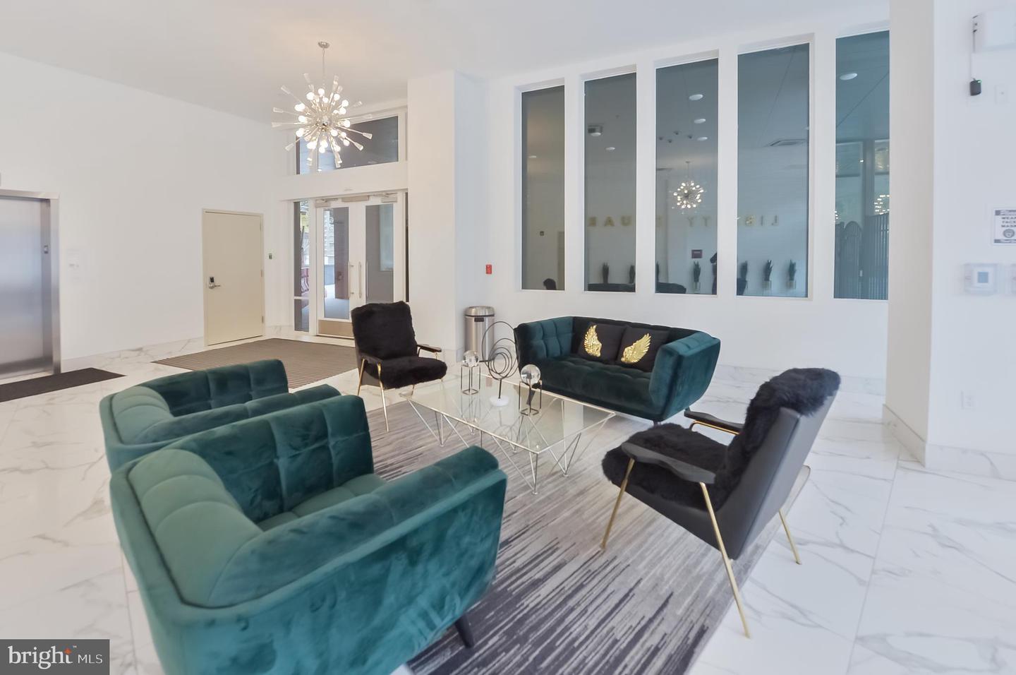 236 Thompson St #b506 Property Photo 10