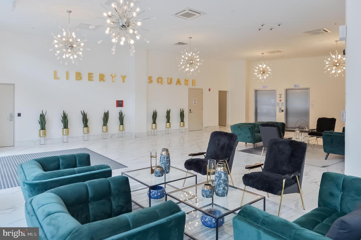 236 Thompson St #b506 Property Photo 13