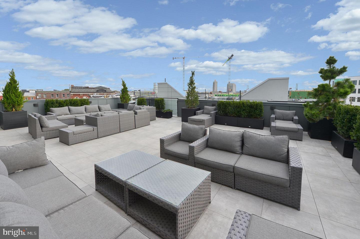 236 Thompson St #b506 Property Photo 23