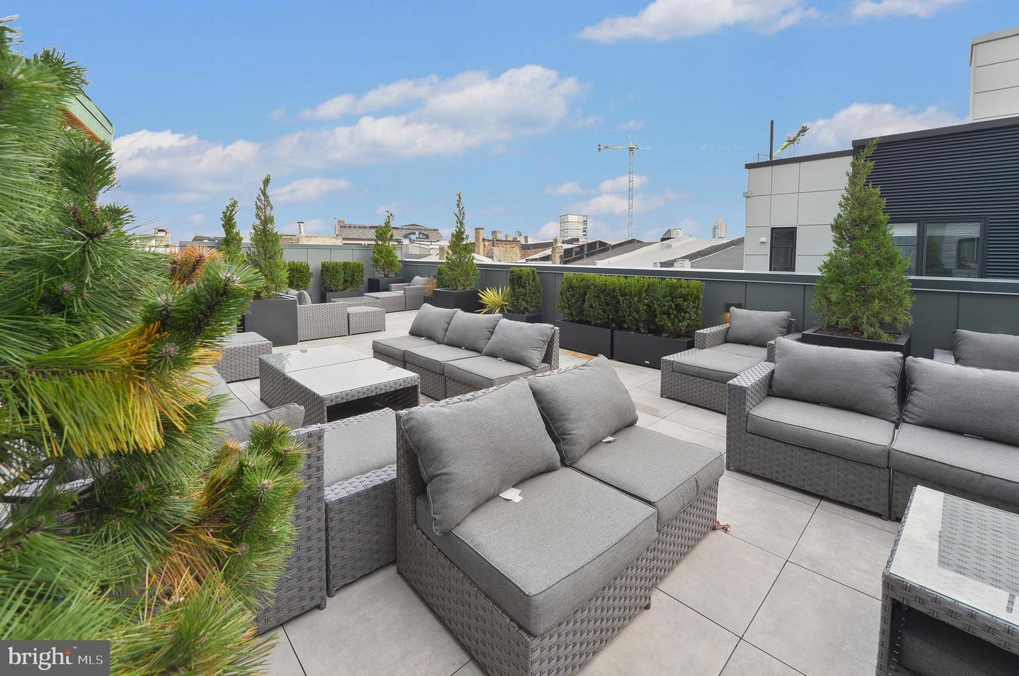 236 Thompson St #b506 Property Photo 25