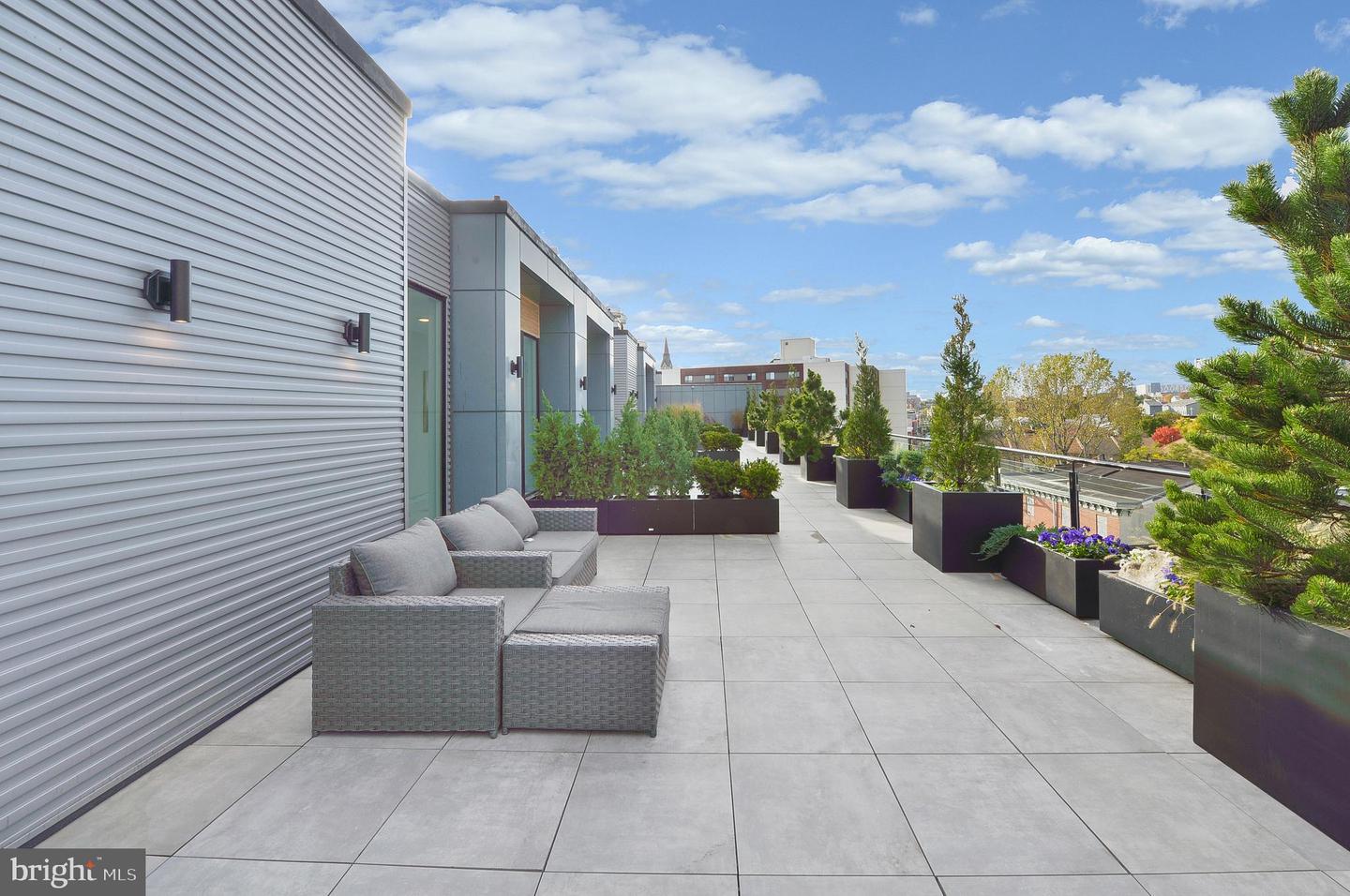 236 Thompson St #b506 Property Photo 42