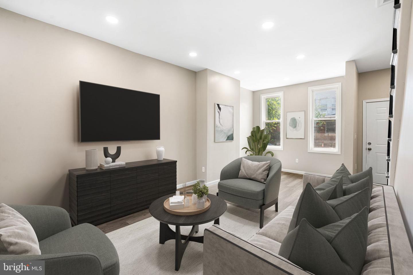 2265 E Clearfield St Property Photo 2