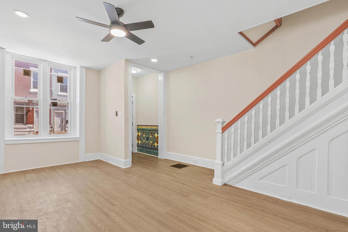 2742 W Montgomery Ave Property Photo 4