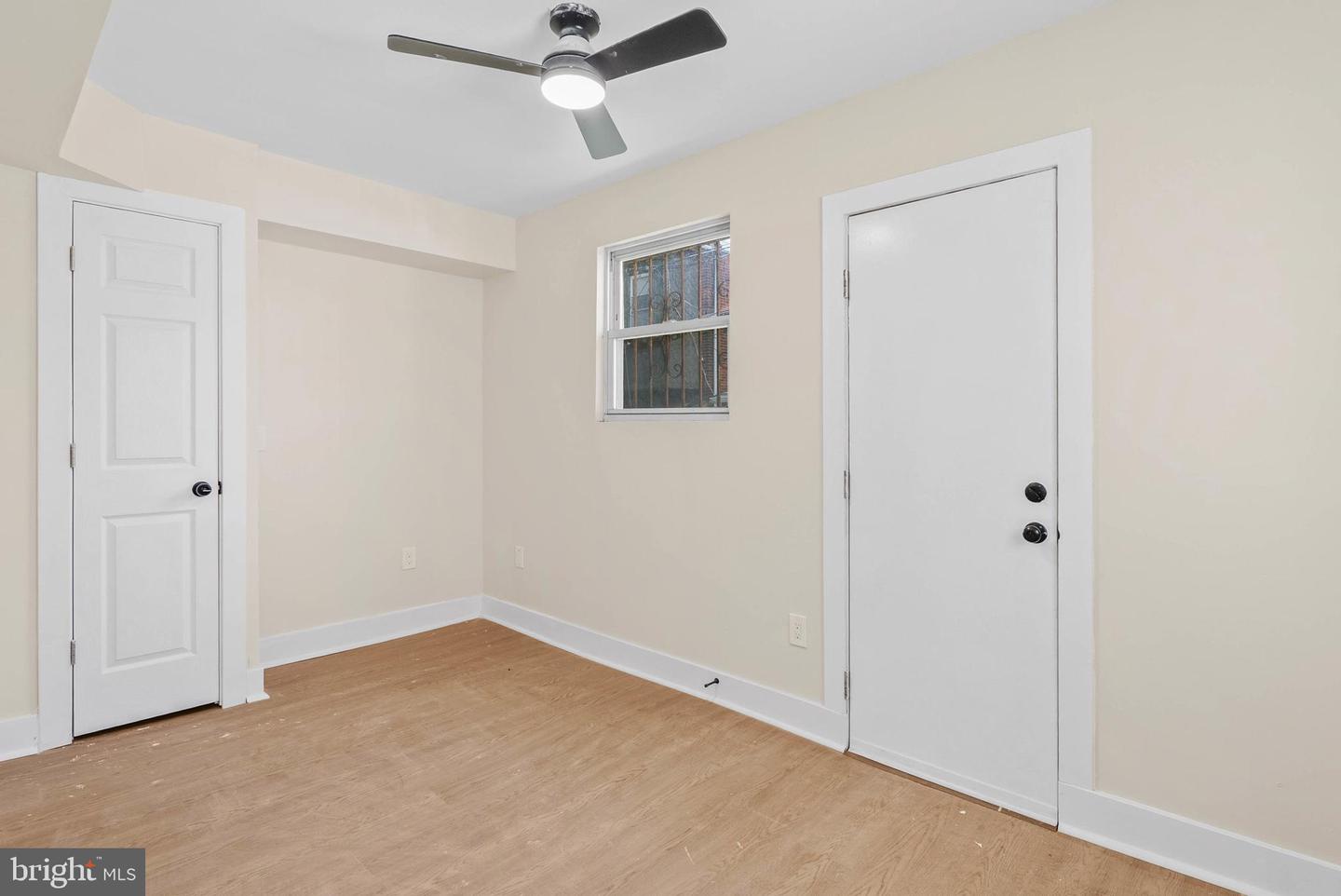 2742 W Montgomery Ave Property Photo 13