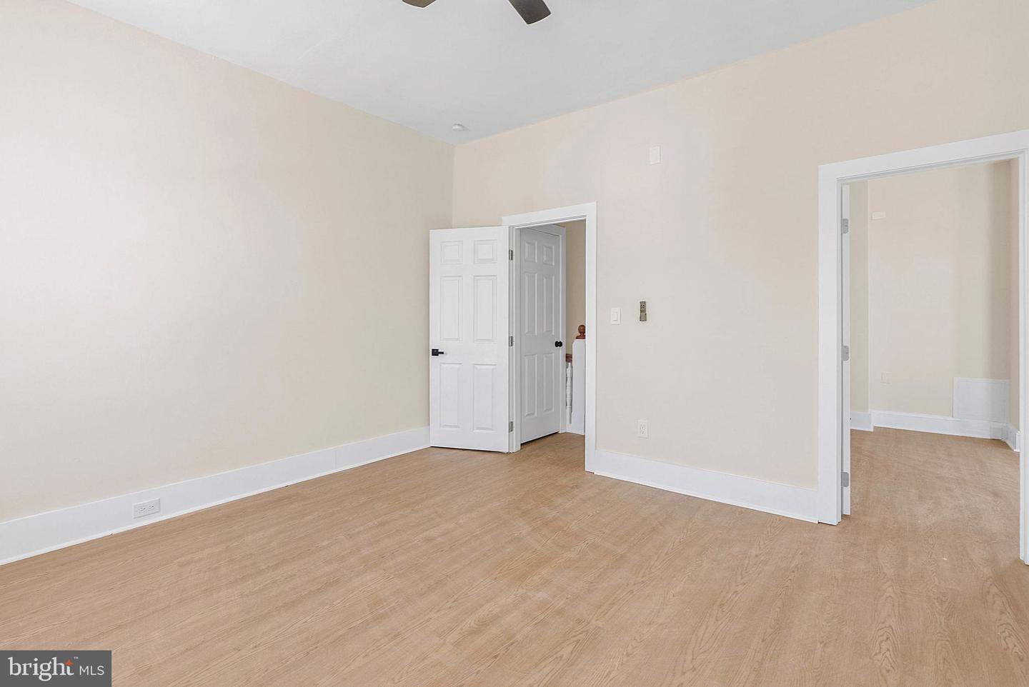 2742 W Montgomery Ave Property Photo 15