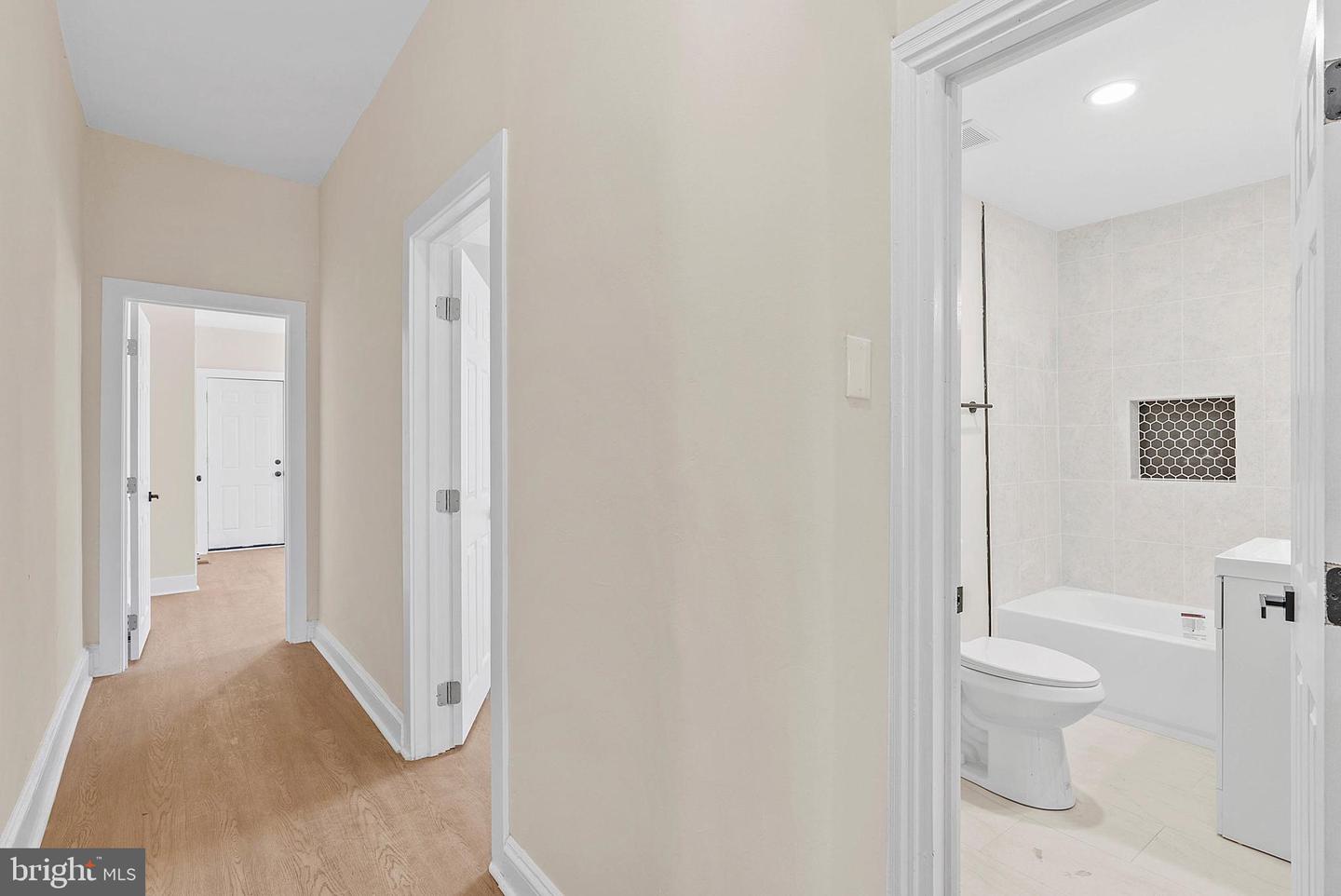 2742 W Montgomery Ave Property Photo 18