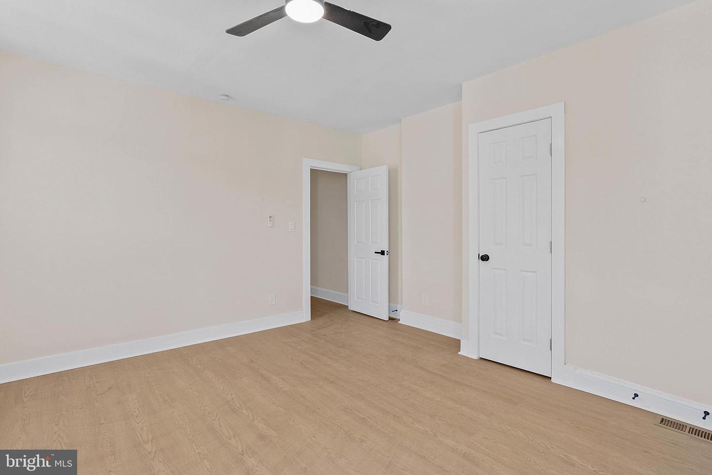 2742 W Montgomery Ave Property Photo 22