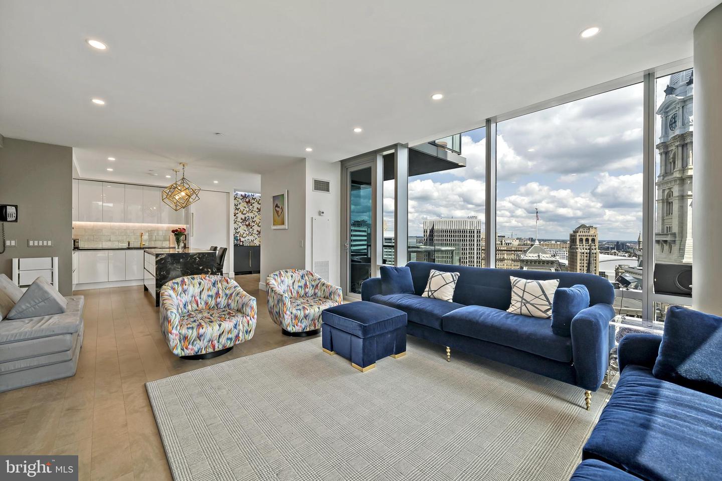 1414 S PENN SQ #22B