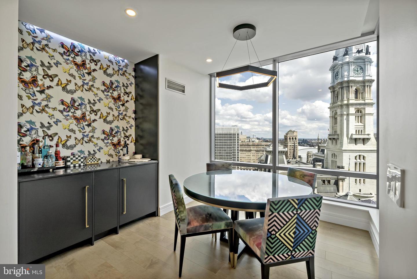 1414 S Penn Sq #22b Property Photo 14