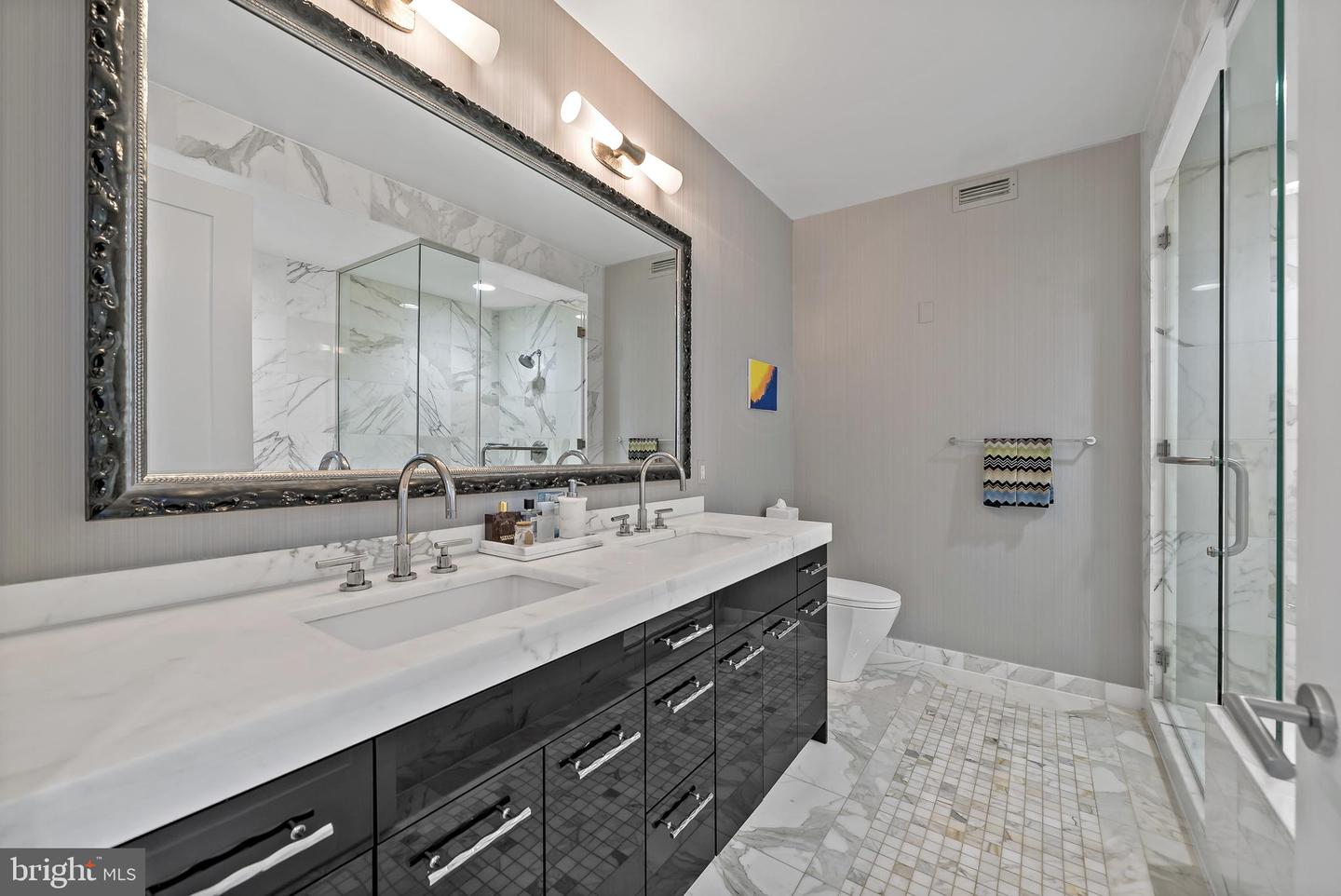 1414 S Penn Sq #22b Property Photo 24