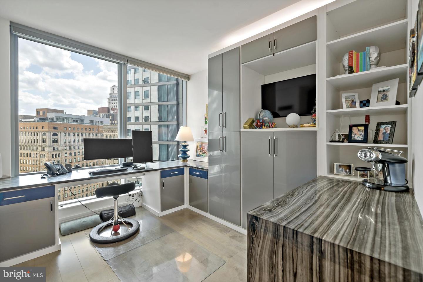 1414 S Penn Sq #22b Property Photo 32